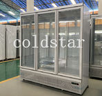 Commerciaux frigorifiés présentent le réfrigérateur droit de porte en verre pour l'affichage de boissons d'énergie